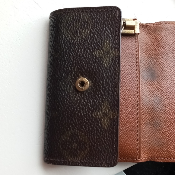 Vintage LV Monogram LOUIS VUITTON 6 Hooks Key Card Case - Picture 8 of 16